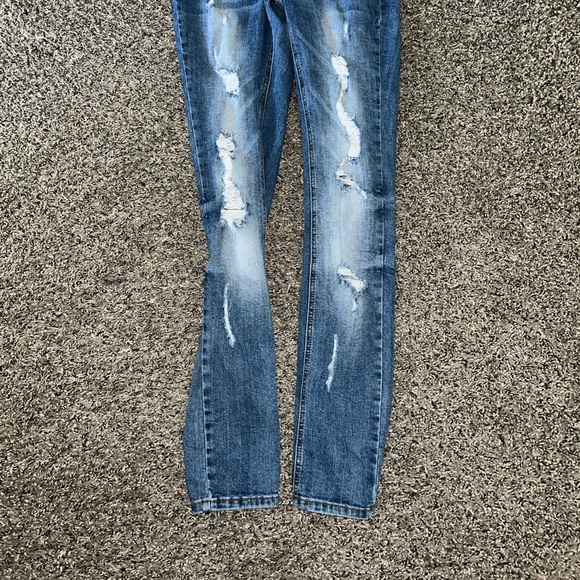 Jeans - Picture 2 of 2